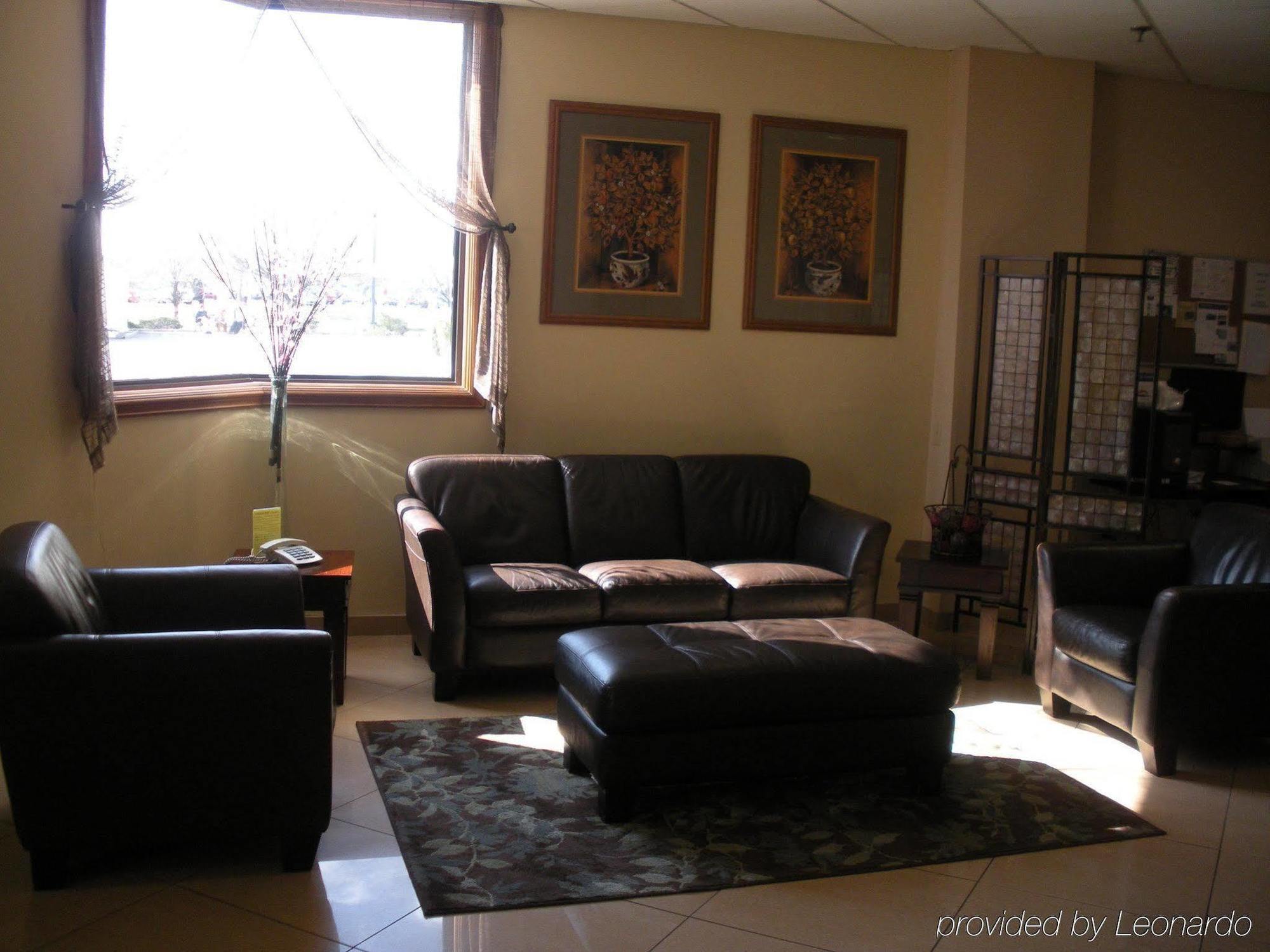 Clarion Pointe Jacksonville Near Camp Lejeune Interior photo